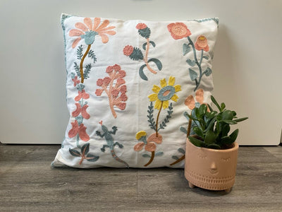 Embroidered Floral Lizard Pillowcase