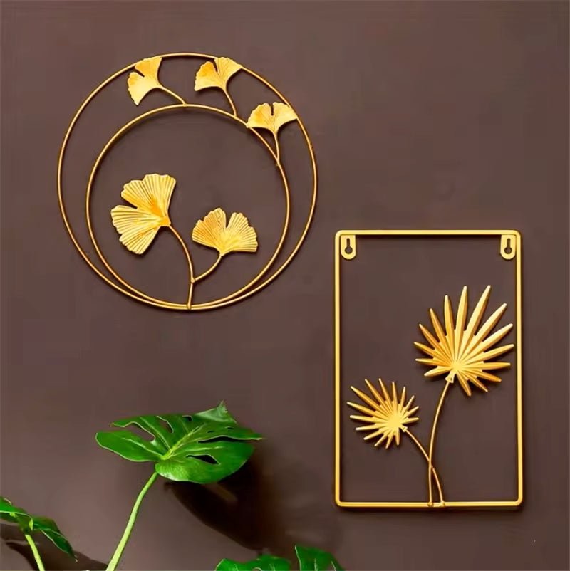 Gold Leaves - Metal Wall Art Ginkgo Leaf - Round